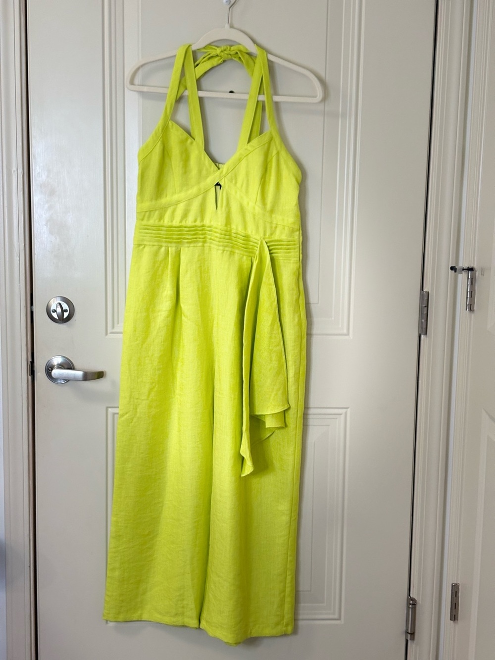 NWOT ATHINA Chartreuse Linen Blend Halter Jumpsuit SZ MED $149